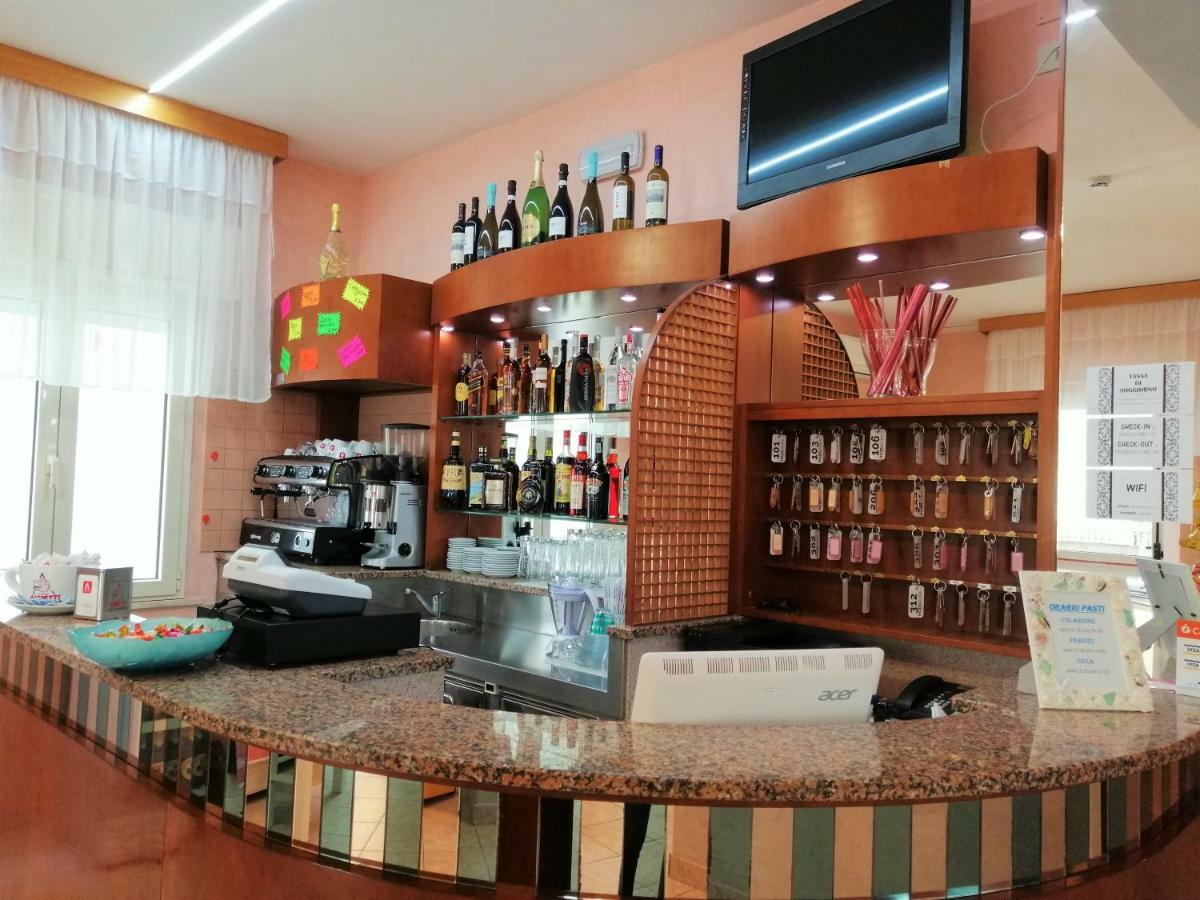 Hotel Alba 리미니 외부 사진